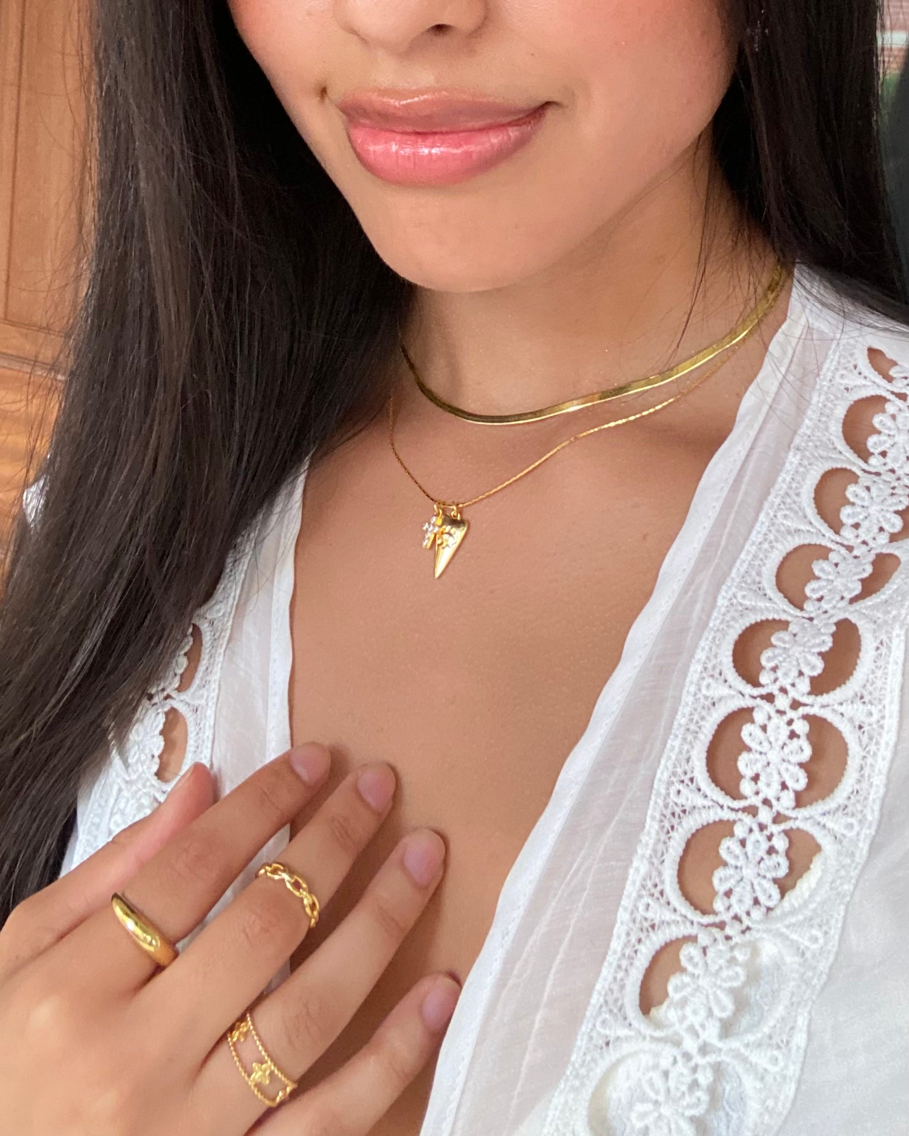 Ora Cross Necklace | 18k Gold Plated