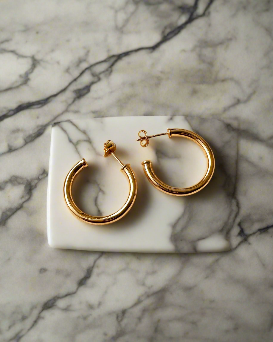 Gia Classic Hoops | 18k Gold Plated