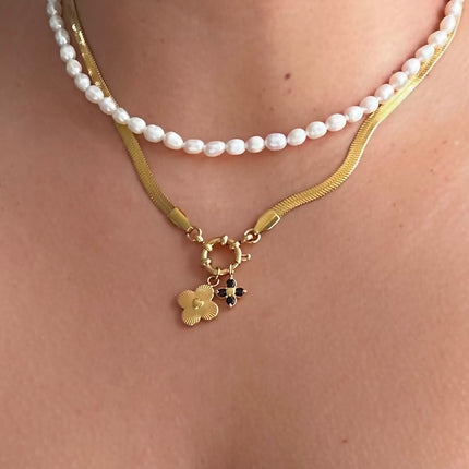 Clover Charm