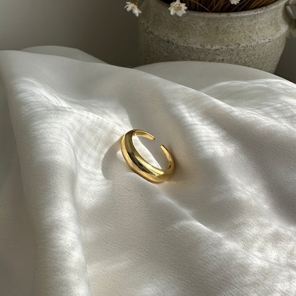 Anneau de dôme Alana | Plaqué Or 18 Carats