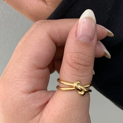 Attachez l’anneau de noeud | Plaqué Or 18 Carats