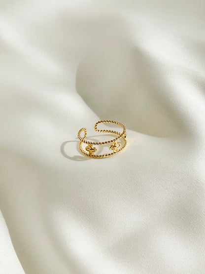 Victoria Clover Ring | 18k Gold Plated